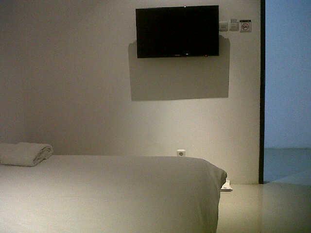 M Hotel Express Sorong Esterno foto